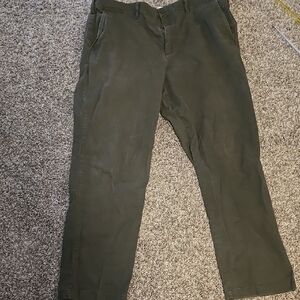 GAP Men's Olive Chinos